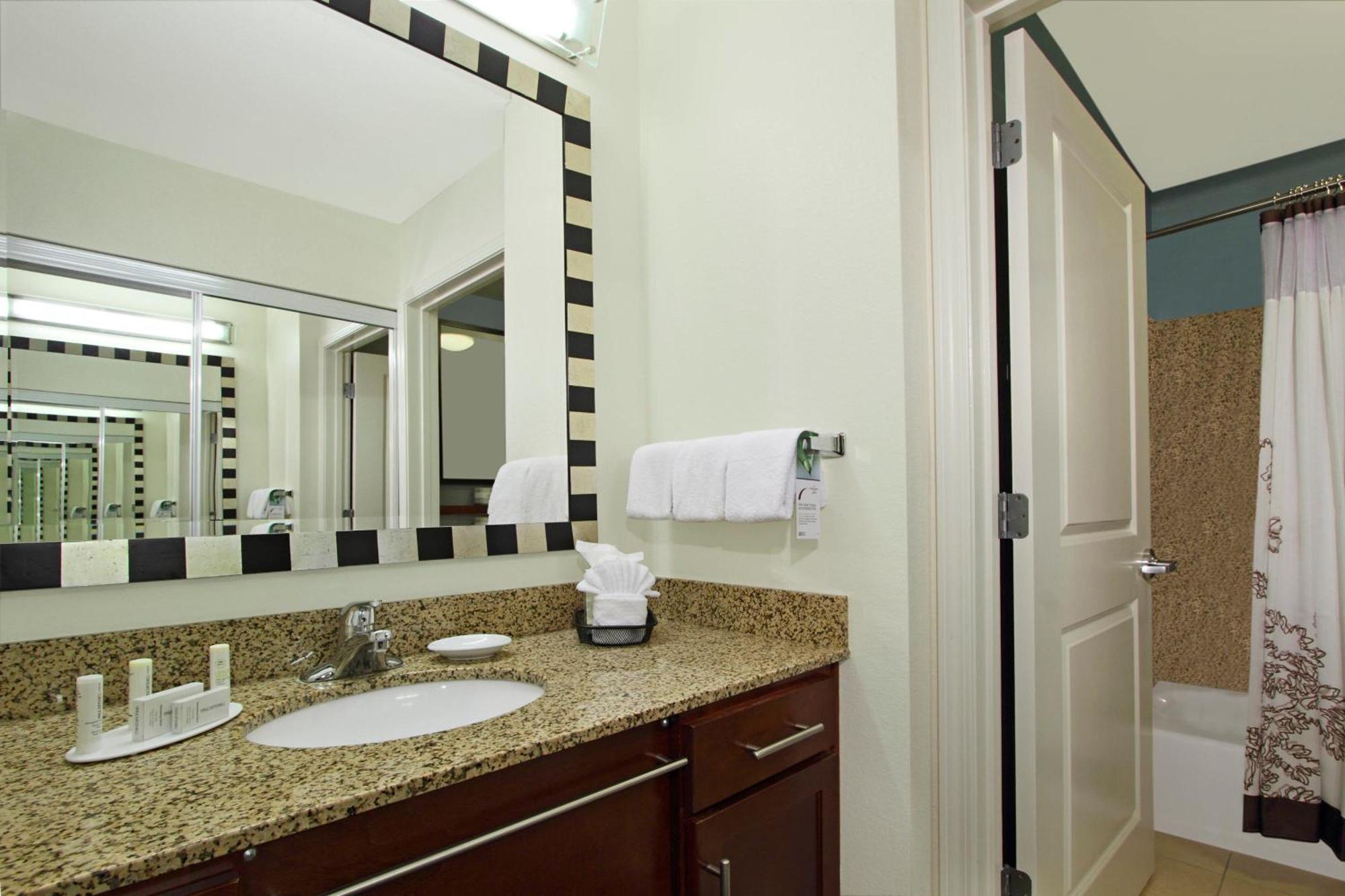 Residence Inn Phoenix Glendale Sports&Entertainment District Exterior foto